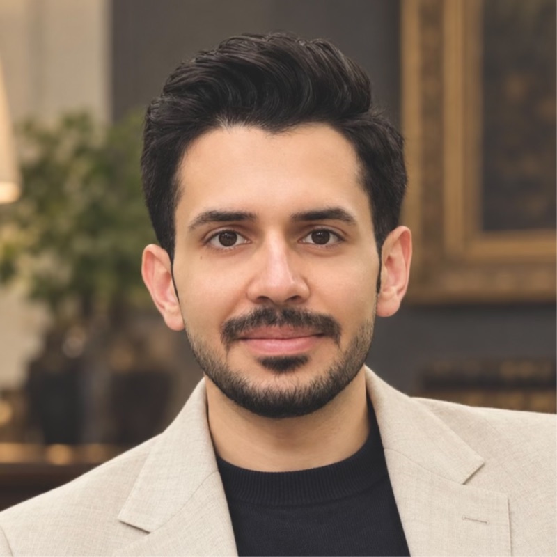 Portrait of Pouya Jabbarisani